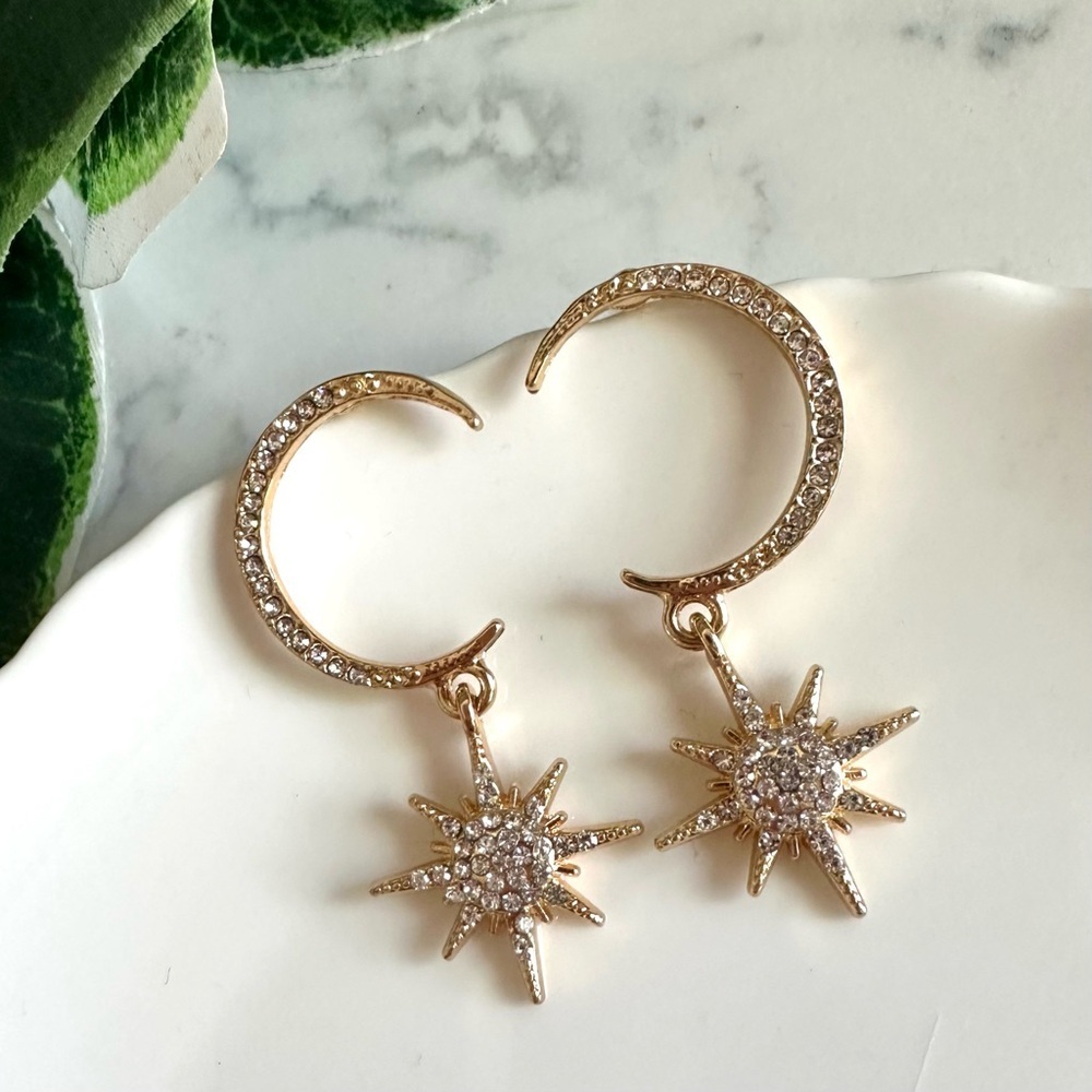2/$30🌵 Goodnight Moon Gold Crescent Moon Earrings Star Rhinestone Celestial NEW